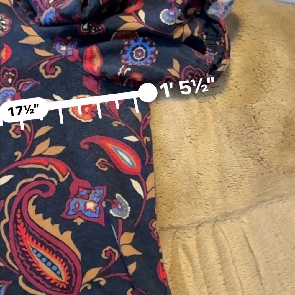 LOFT chic paisley